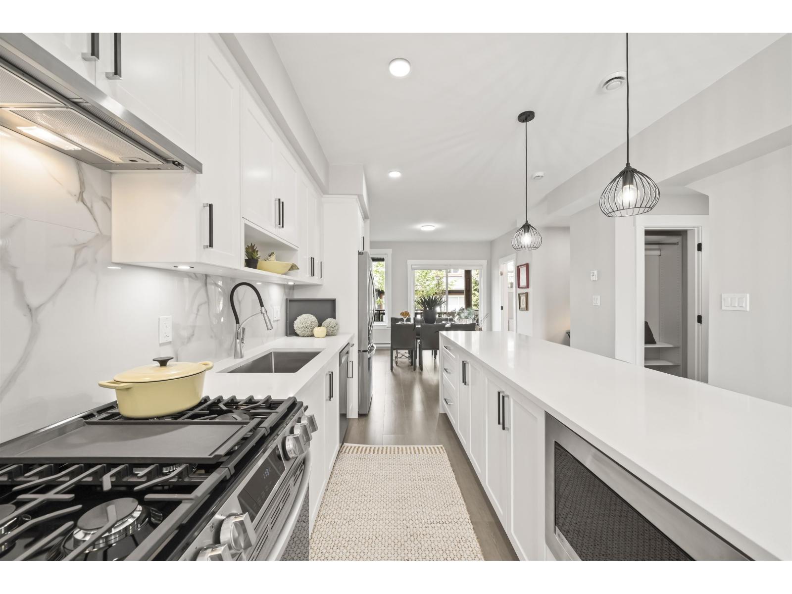 1 17155 79a Avenue, Surrey, British Columbia  V4N 0E5 - Photo 3 - R3161716