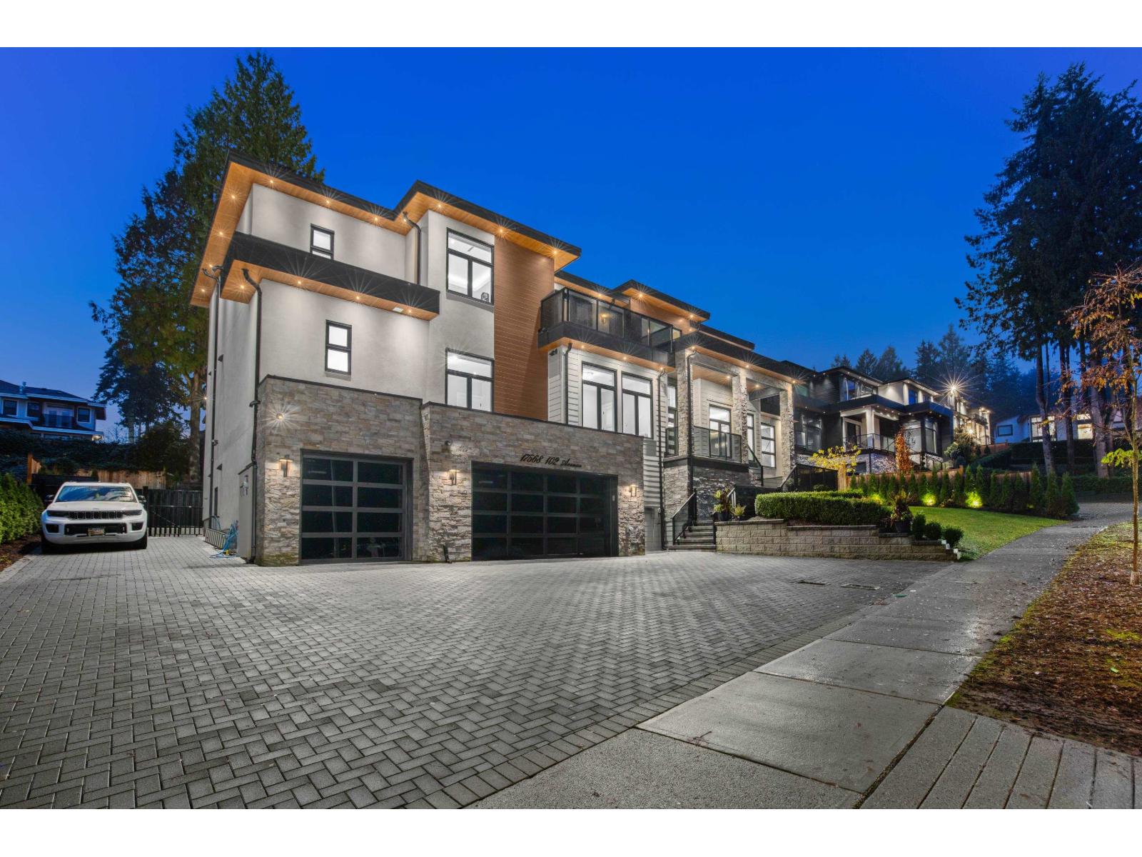 17568 102 Avenue, Surrey, British Columbia  V4N 4H2 - Photo 3 - R3161717