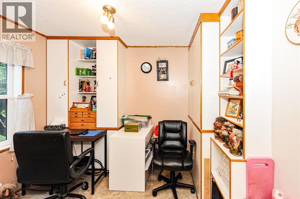 117 Railway Avenue, Rosalind, Alberta  T0B 3Y0 - Photo 25 - A2342506