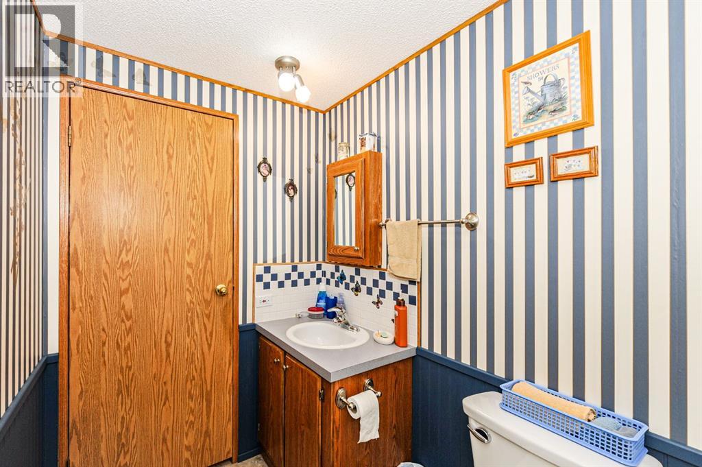117 Railway Avenue, Rosalind, Alberta  T0B 3Y0 - Photo 29 - A2342506