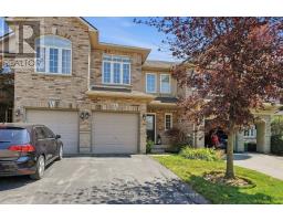 12 - 39 PANABAKER DRIVE, Hamilton, Ontario