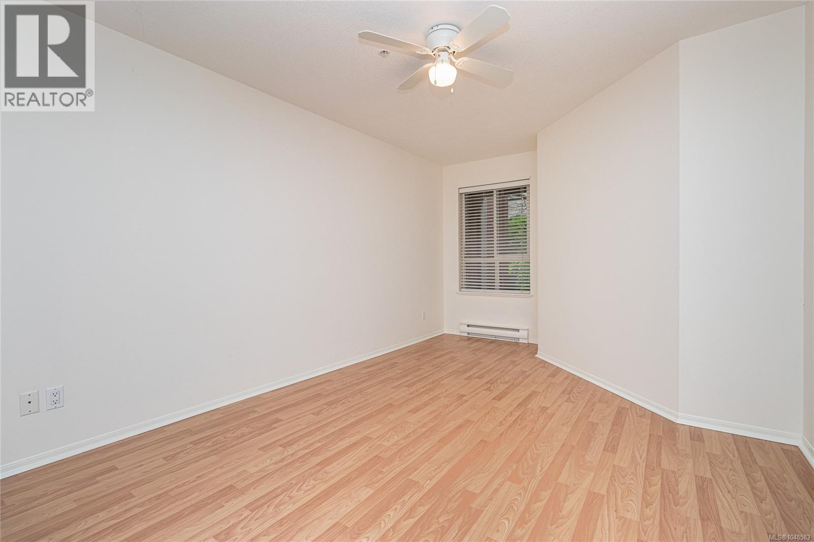 106 1015 Johnson St, Victoria, British Columbia  V8V 3N6 - Photo 24 - 1048583