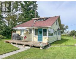 17882 Water STREET, Rondeau Park, Ontario