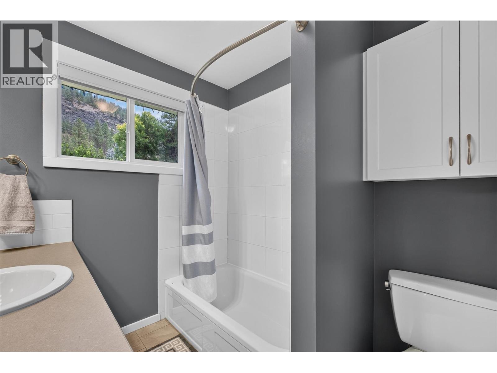 1659 Santa Rosa Road, Christina Lake, British Columbia  V0H 1E3 - Photo 24 - 10398775