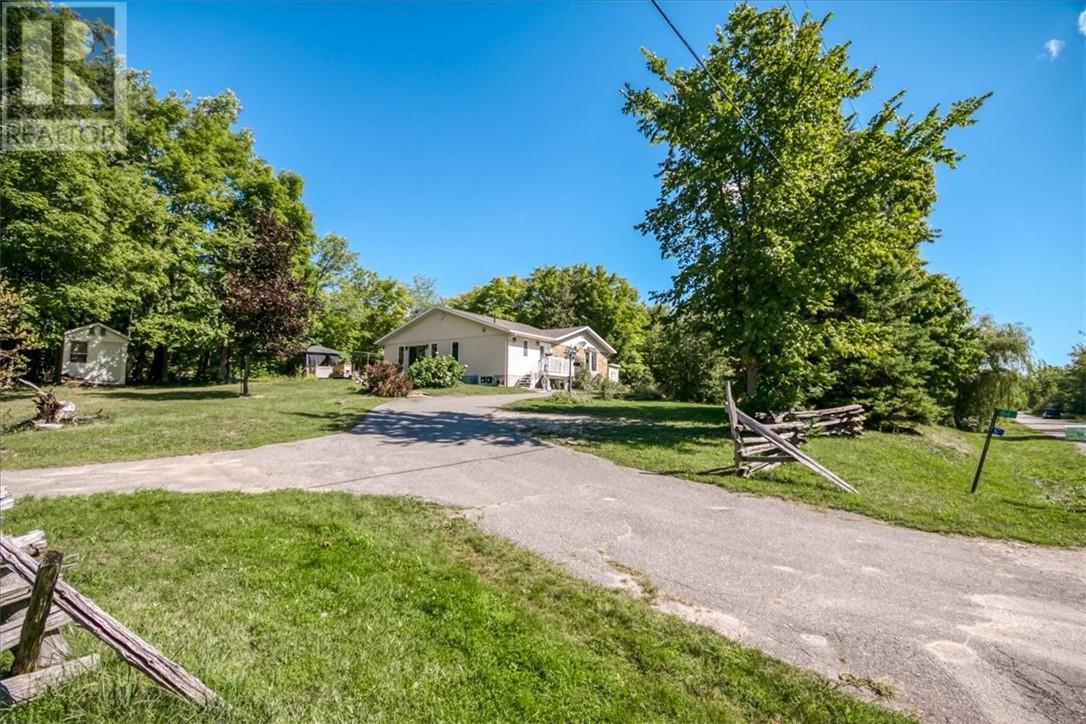 84 Holiday Haven Road, Manitowaning, Ontario  P0P 1N0 - Photo 4 - 2130141