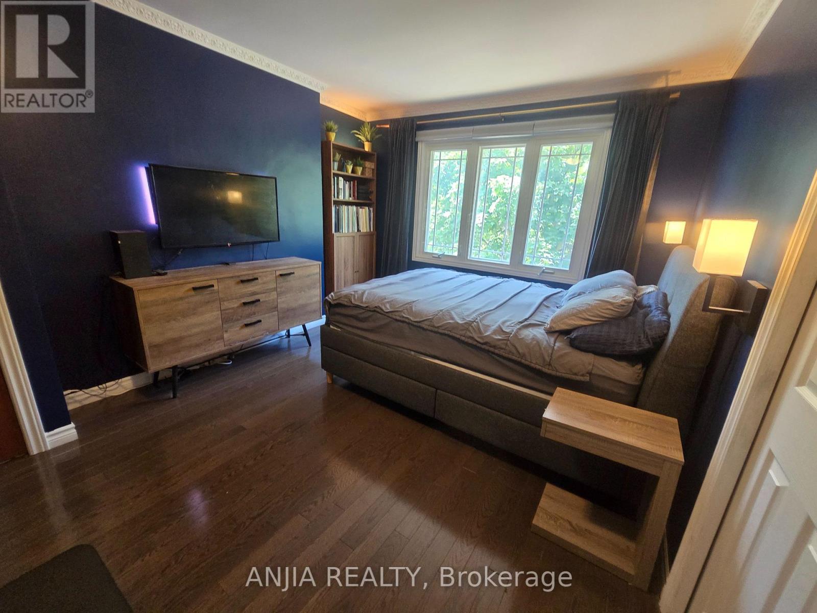 691 Greenwood Avenue, Toronto (Danforth), Ontario  M4J 4B6 - Photo 21 - E13564752
