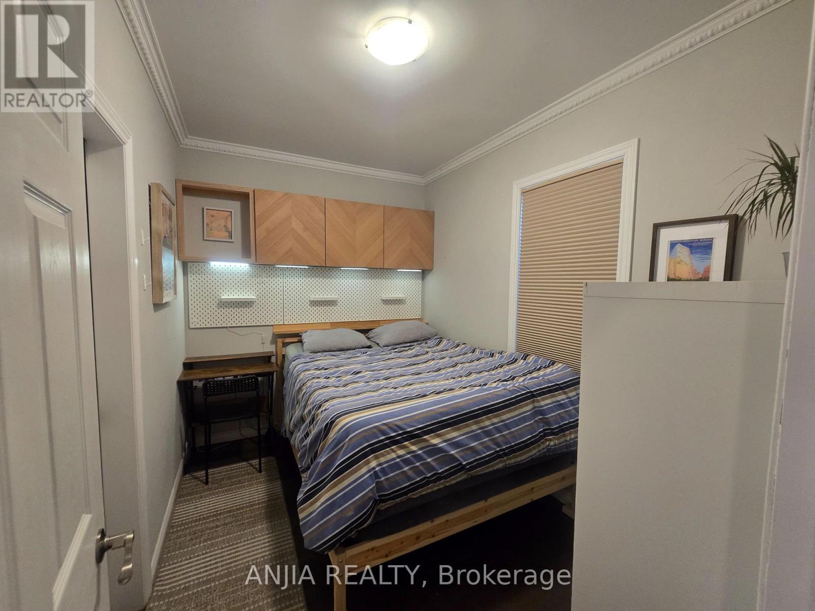 691 Greenwood Avenue, Toronto (Danforth), Ontario  M4J 4B6 - Photo 11 - E13564752