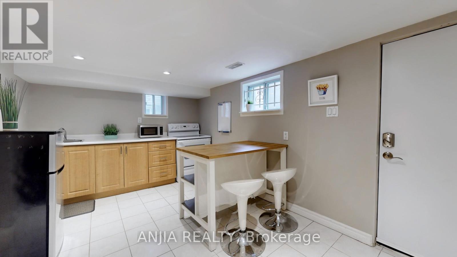 691 Greenwood Avenue, Toronto (Danforth), Ontario  M4J 4B6 - Photo 30 - E13564752
