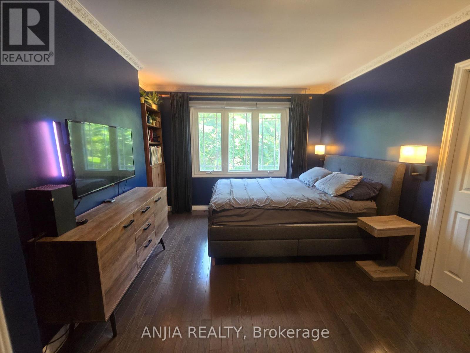 691 Greenwood Avenue, Toronto (Danforth), Ontario  M4J 4B6 - Photo 22 - E13564752