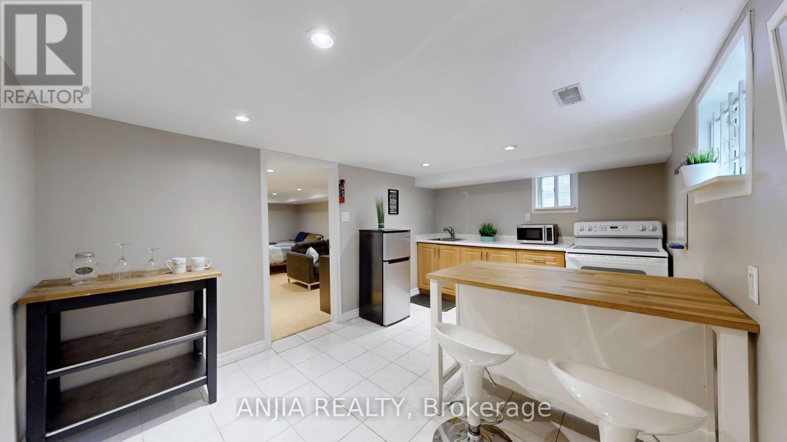 691 Greenwood Avenue, Toronto (Danforth), Ontario  M4J 4B6 - Photo 29 - E13564752