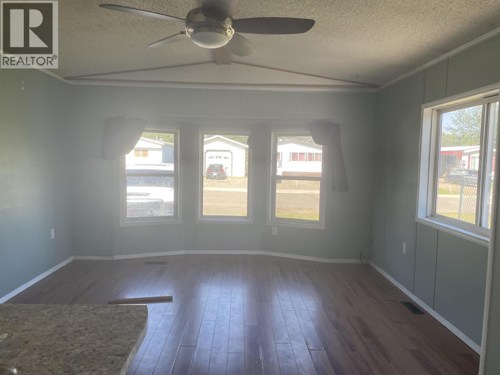3907 Poplar Avenue, Fort Nelson, British Columbia  V0C 1R0 - Photo 6 - R3161553