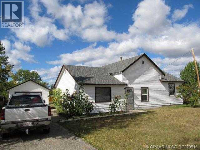 1009 6 Avenue, Beaverlodge, Alberta