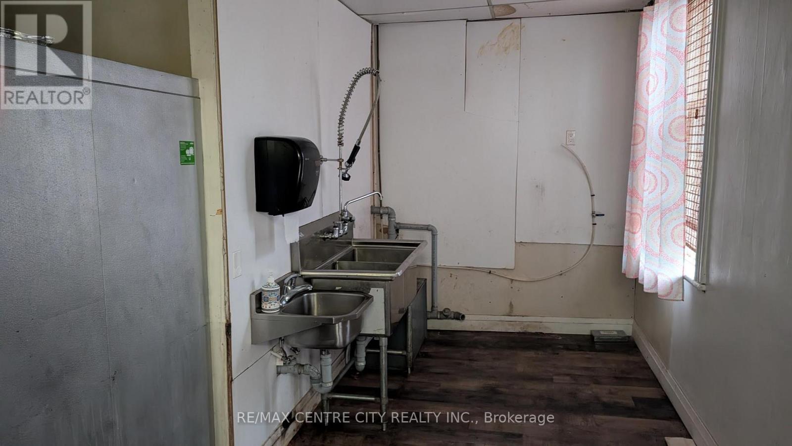 Main - 46 Blackfriars Street, London North (North N), Ontario  N6H 1K7 - Photo 10 - X13747294