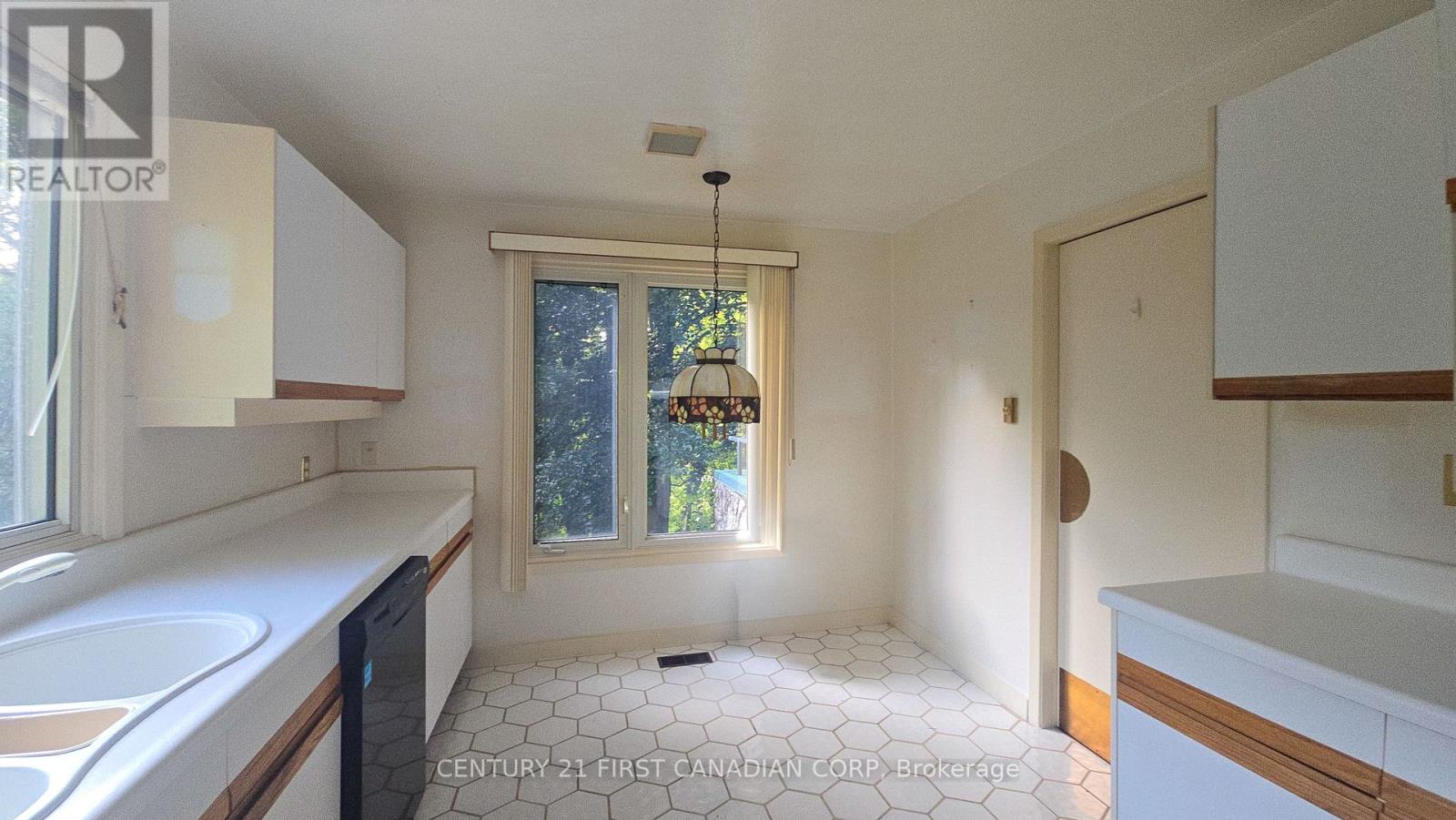 2546 Westdel Bourne, London South, Ontario  N6K 4R3 - Photo 16 - X13747304