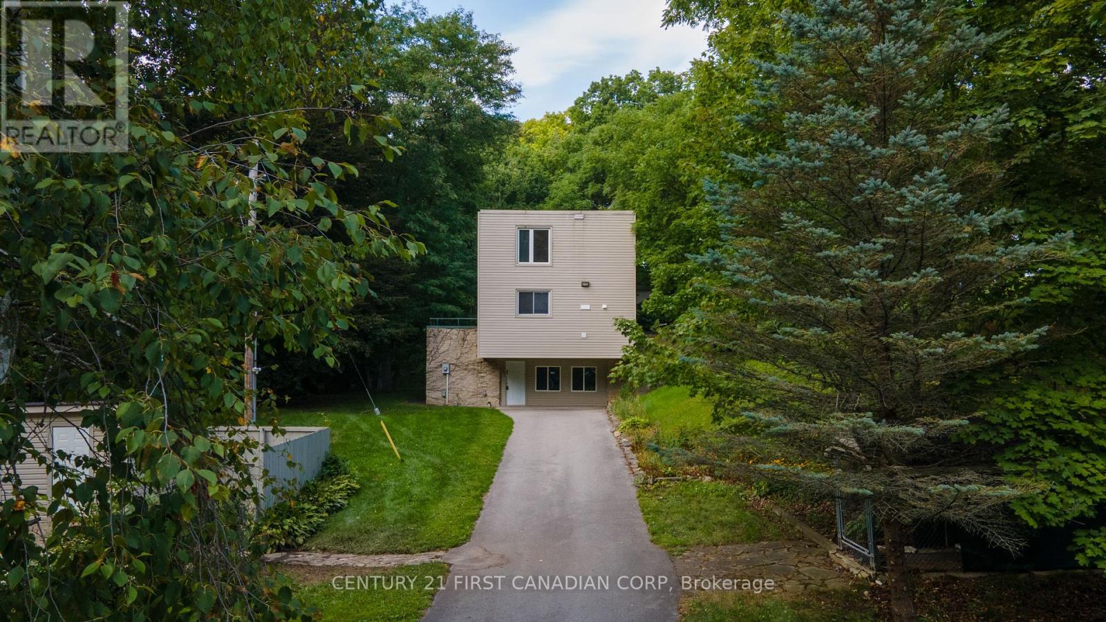 2546 Westdel Bourne, London South, Ontario  N6K 4R3 - Photo 6 - X13747304