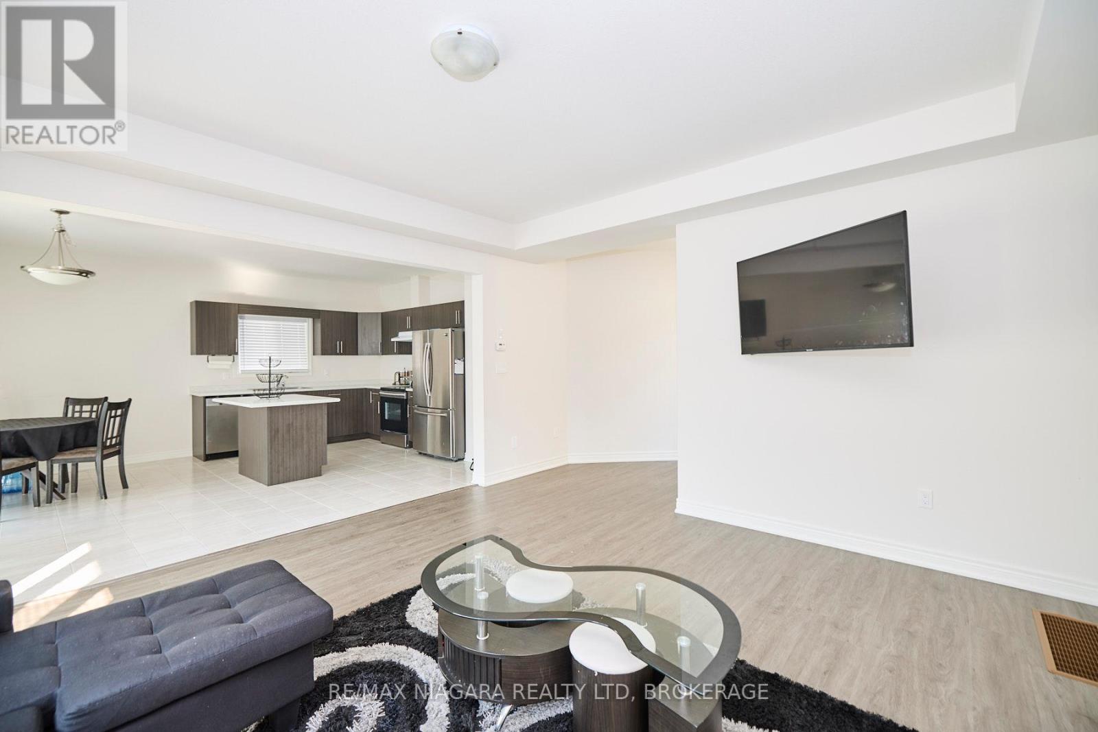 3595 Carolina Court, Fort Erie (Ridgeway), Ontario  L0S 1N0 - Photo 14 - X13535532