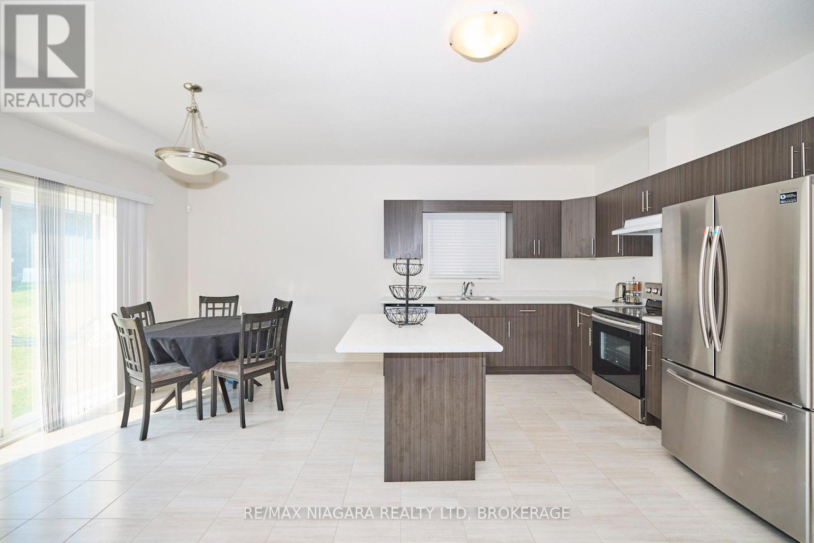 3595 Carolina Court, Fort Erie (Ridgeway), Ontario  L0S 1N0 - Photo 10 - X13535532