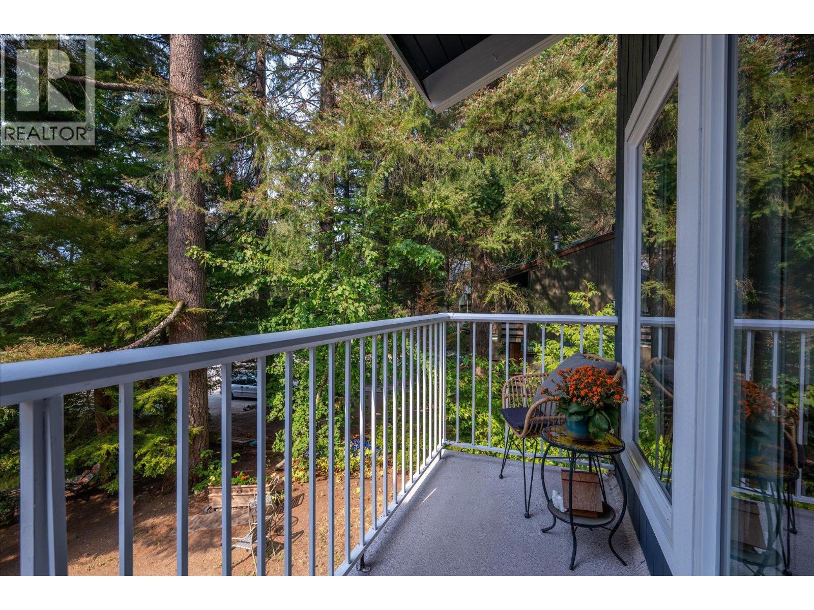 3015 Alpine Crescent, Whistler, British Columbia  V8E 0B8 - Photo 5 - R3161658