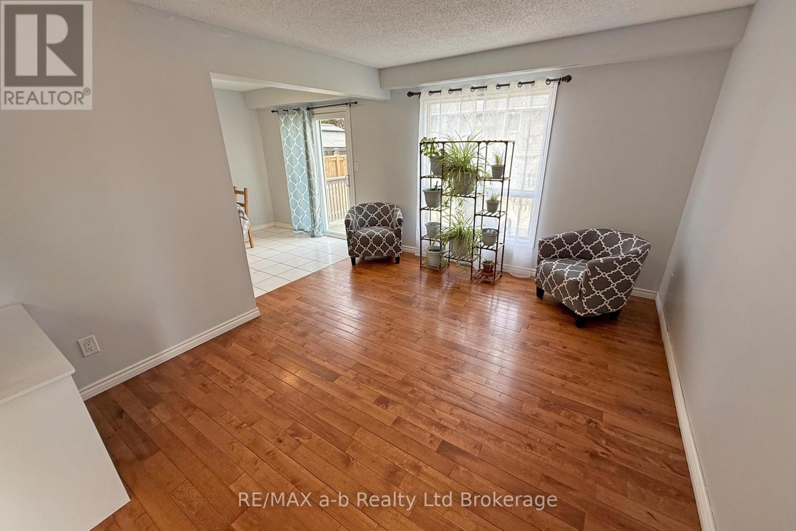169 Diefenbaker Drive, Woodstock, Ontario  N4S 8V7 - Photo 11 - X13165448