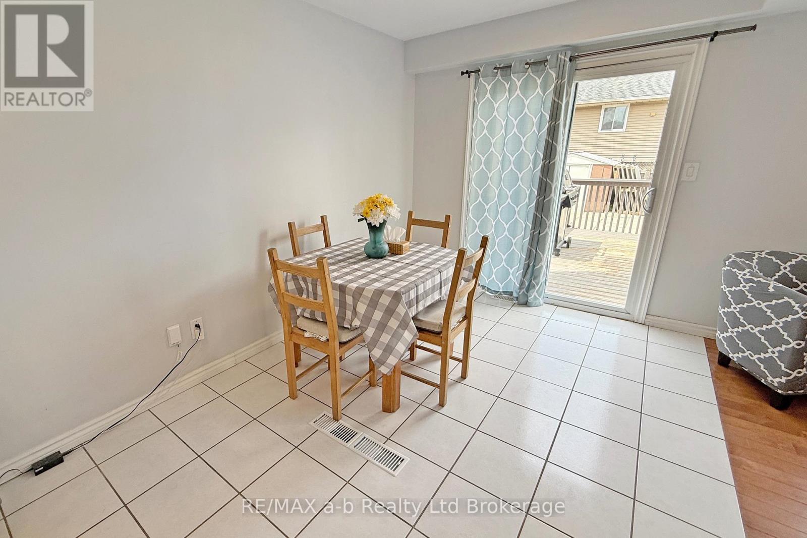 169 Diefenbaker Drive, Woodstock, Ontario  N4S 8V7 - Photo 19 - X13165448