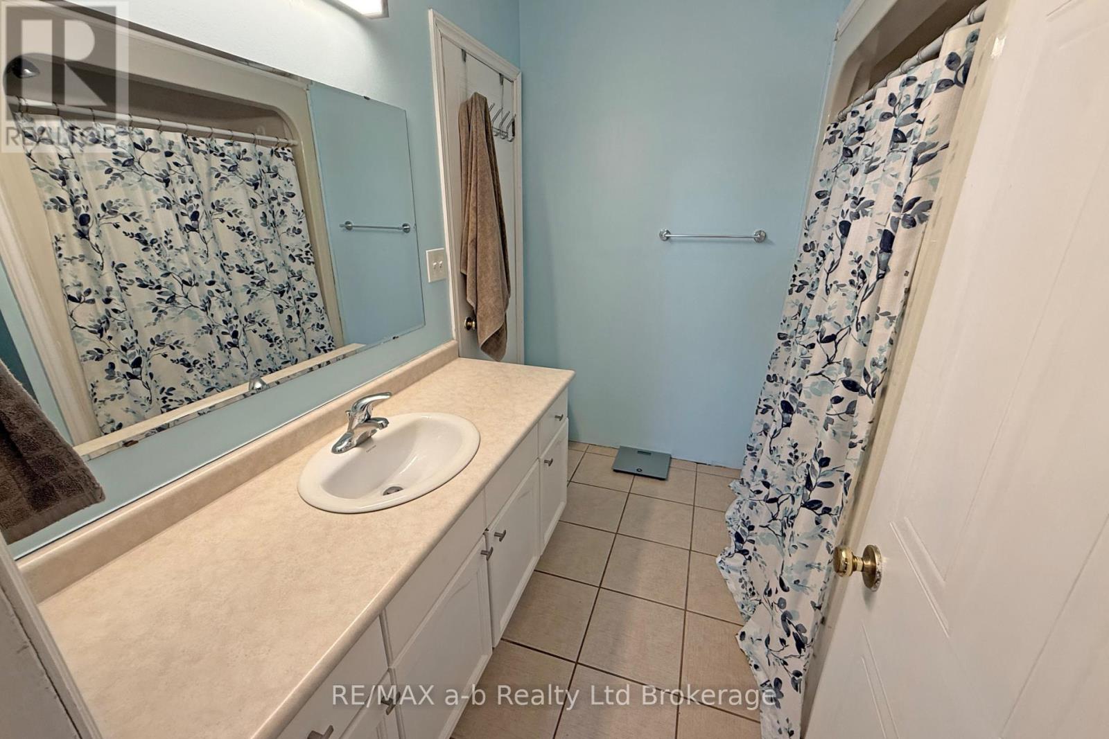 169 Diefenbaker Drive, Woodstock, Ontario  N4S 8V7 - Photo 27 - X13165448