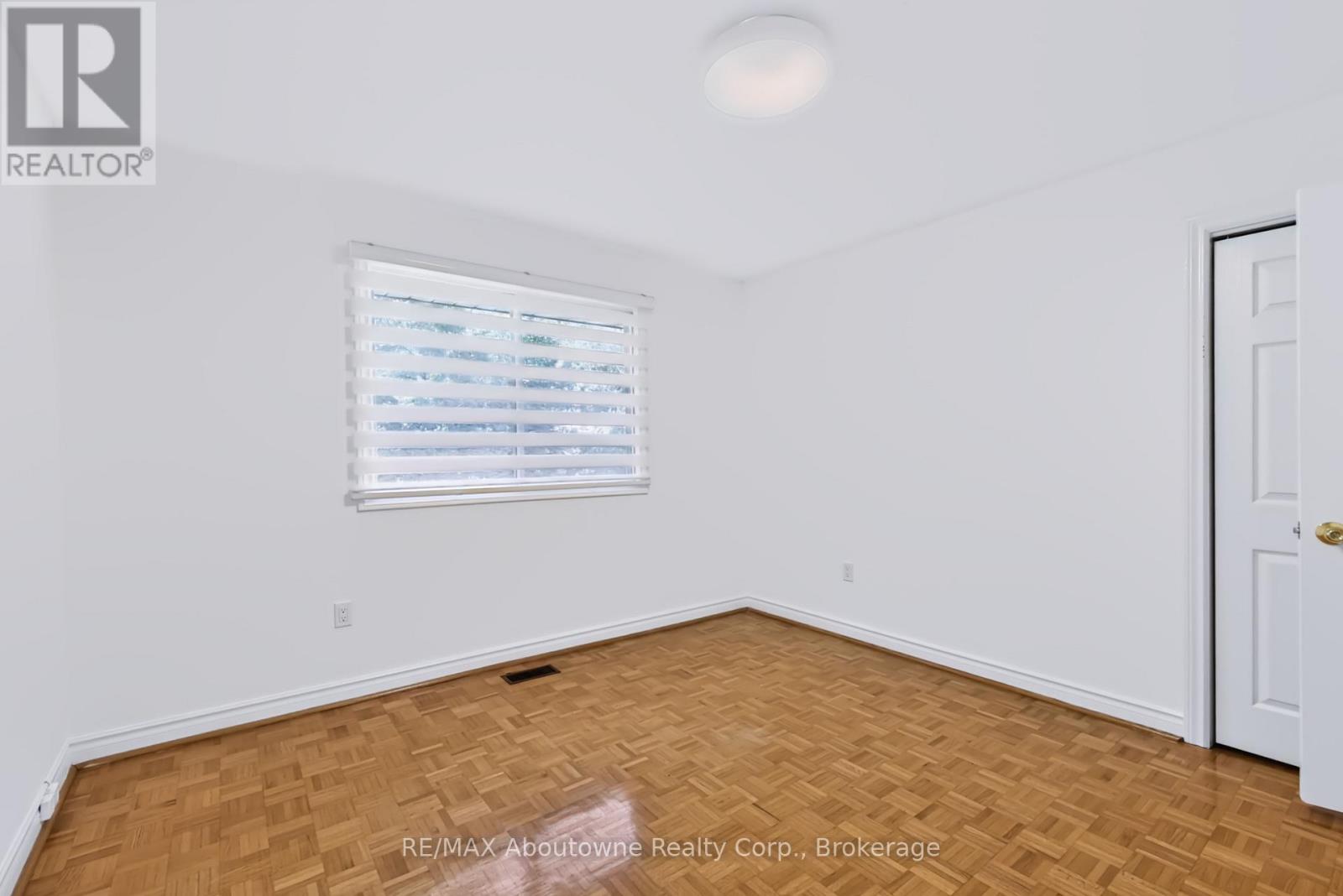 30 Birkbank Drive, Oakville, Ontario  L6J 4Y9 - Photo 26 - W13747286