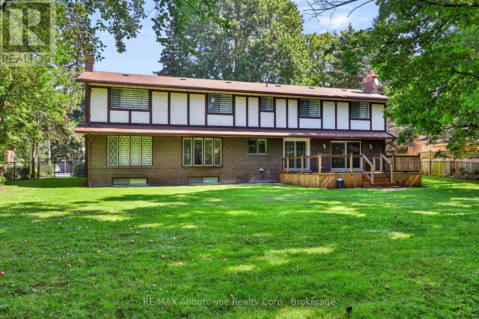 30 Birkbank Drive, Oakville, Ontario  L6J 4Y9 - Photo 43 - W13747286