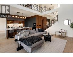 1016 Emslie Street, Kelowna, British Columbia  V1W 0C3 - Photo 18 - 10383477