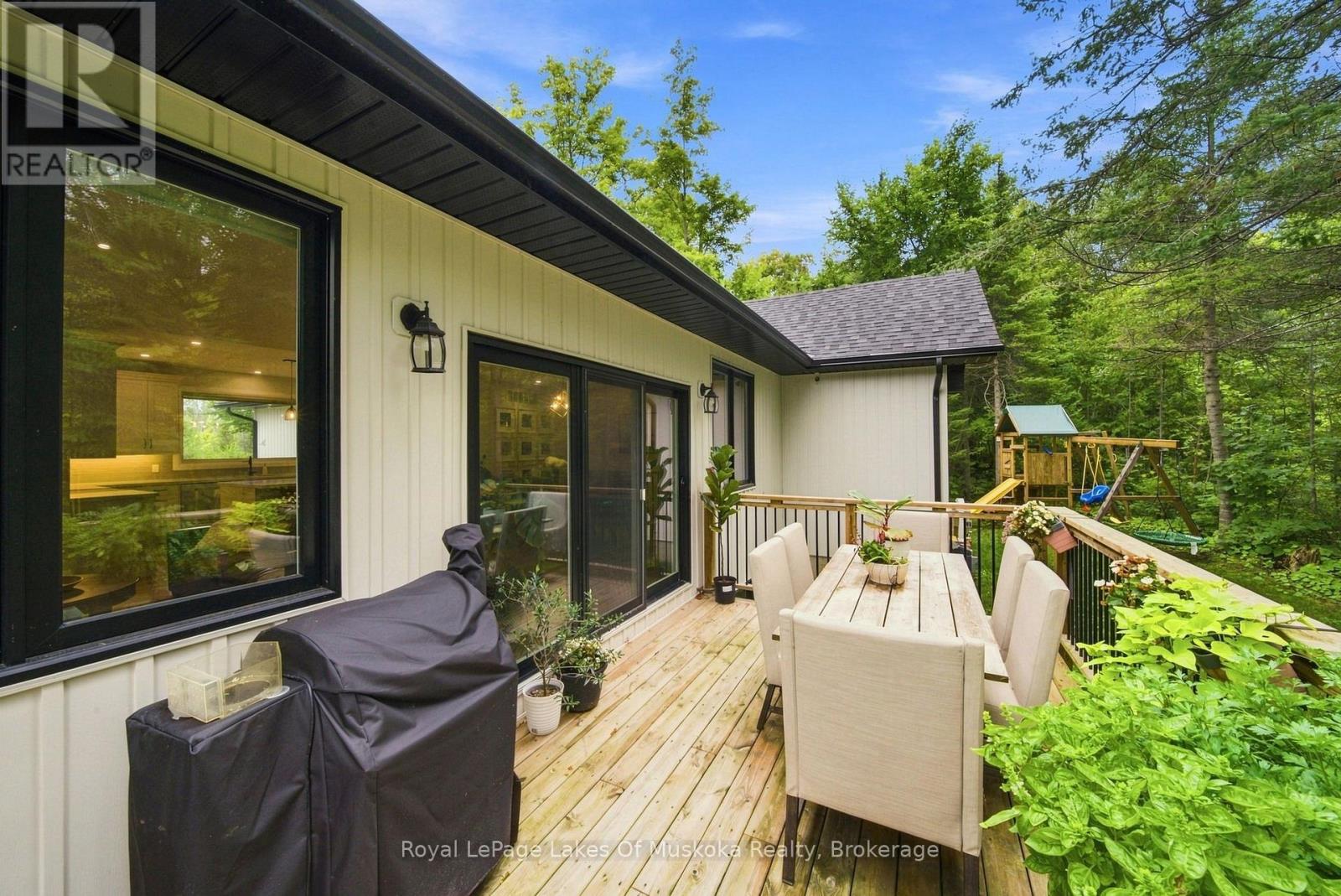 41 Meadows Avenue, Tay (Waubaushene), Ontario  L0K 2C0 - Photo 43 - S13747302