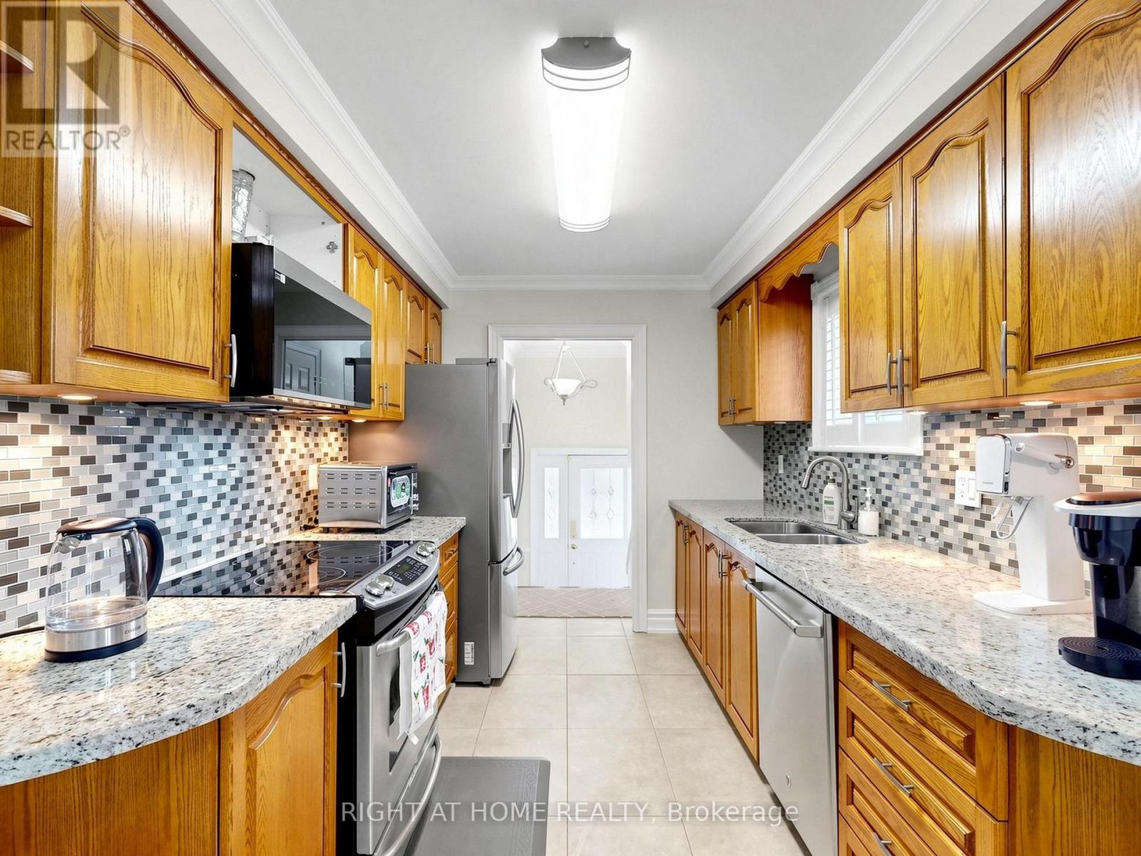67 Ladner Drive, Toronto, Ontario  M2J 3Z9 - Photo 15 - C13747210