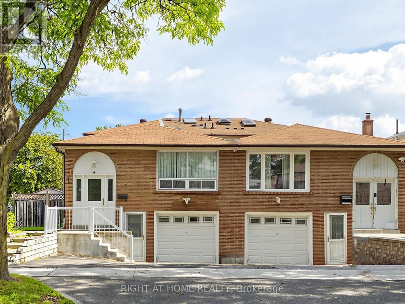67 Ladner Drive, Toronto, Ontario  M2J 3Z9 - Photo 2 - C13747210