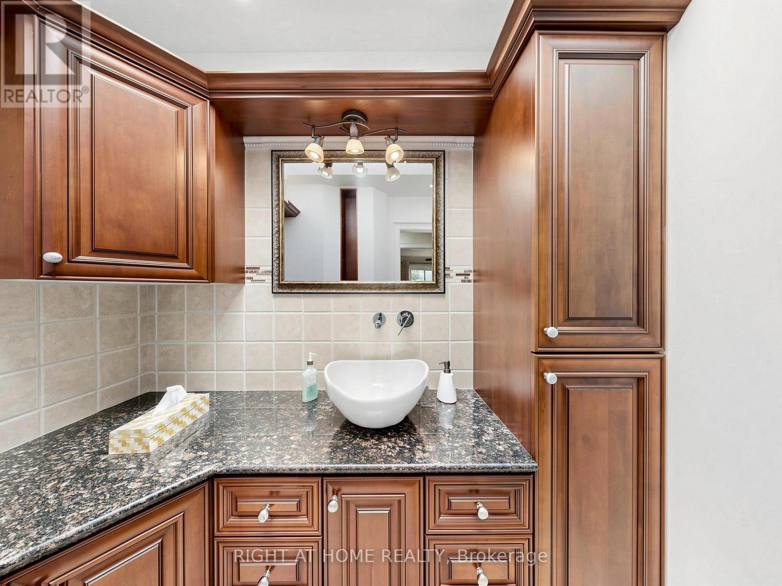 67 Ladner Drive, Toronto, Ontario  M2J 3Z9 - Photo 30 - C13747210