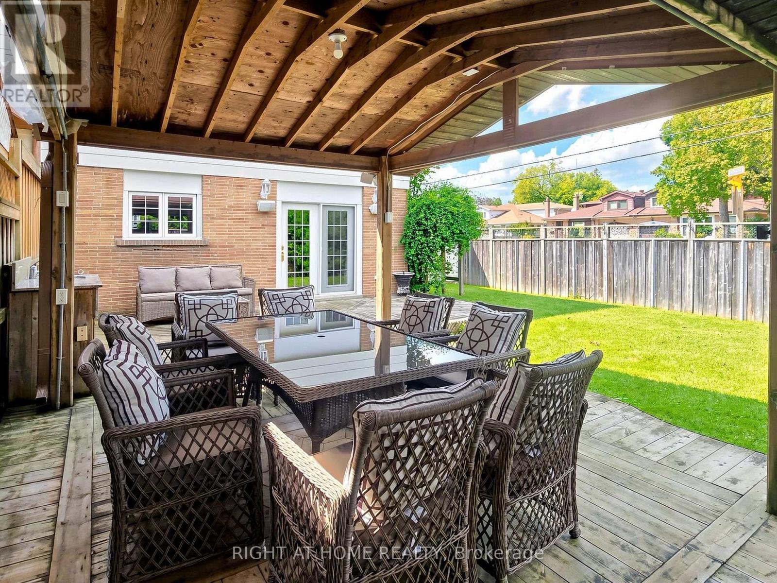 67 Ladner Drive, Toronto, Ontario  M2J 3Z9 - Photo 36 - C13747210