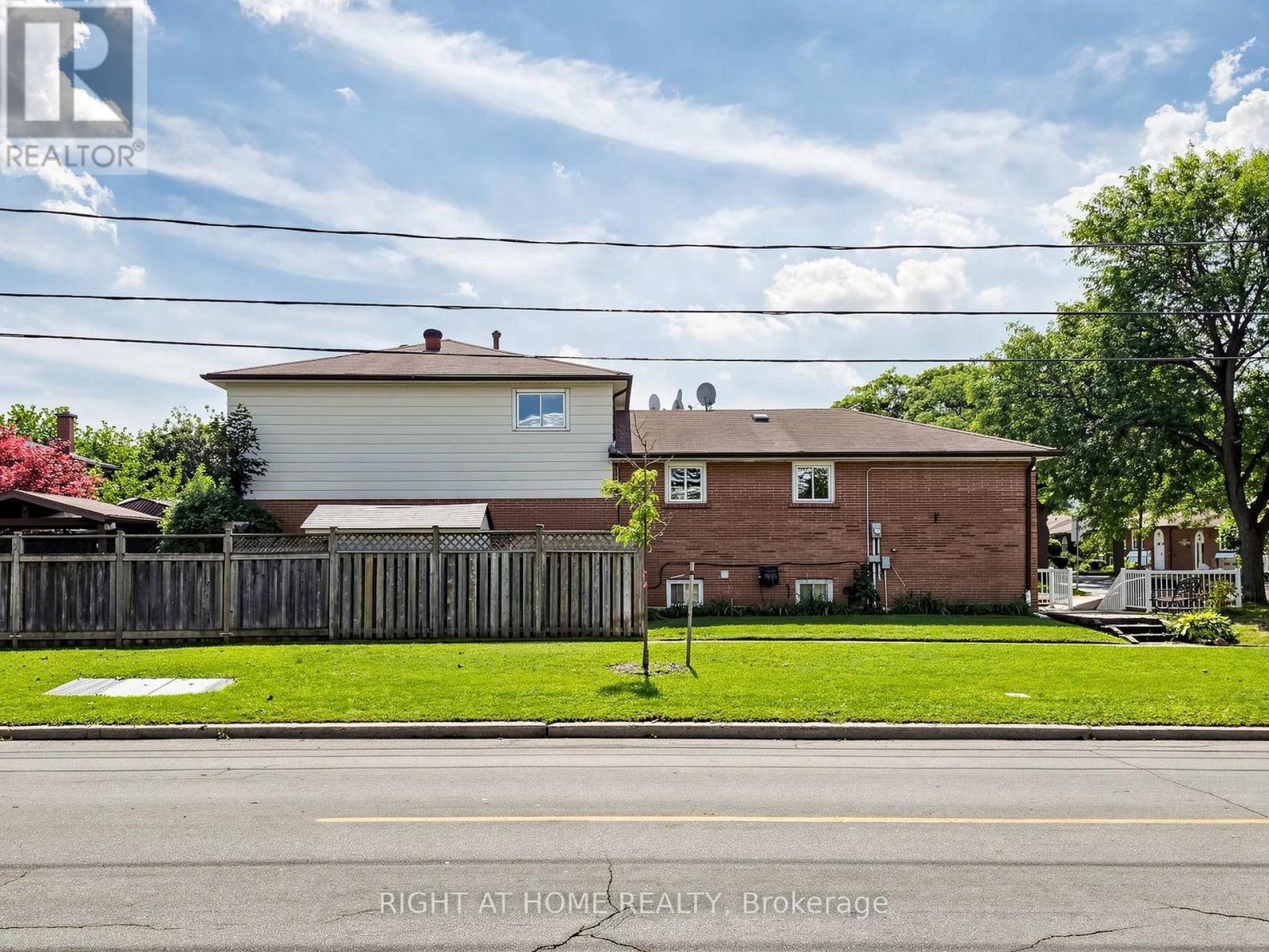 67 Ladner Drive, Toronto, Ontario  M2J 3Z9 - Photo 42 - C13747210