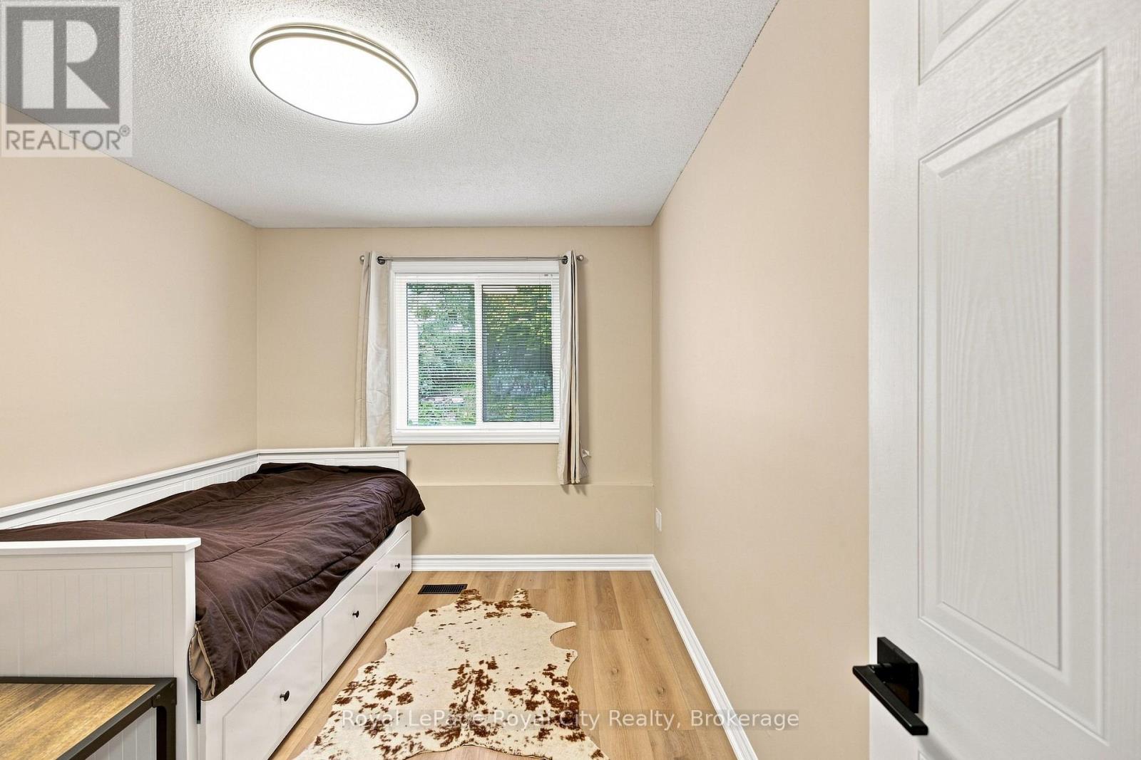 399 Starwood Drive, Guelph (Grange Road), Ontario  N1E 7A3 - Photo 20 - X13747232