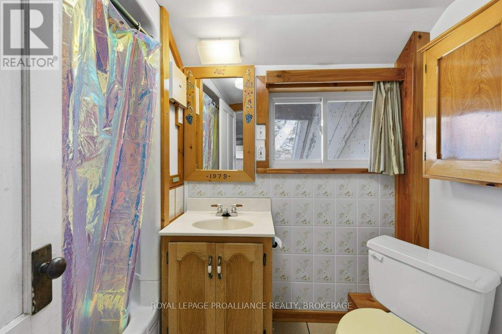 4690 Bath Road, Loyalist, Ontario  K0H 1G0 - Photo 31 - X13747314