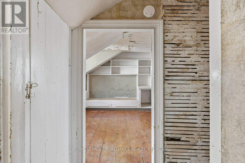 4690 Bath Road, Loyalist, Ontario  K0H 1G0 - Photo 38 - X13747314
