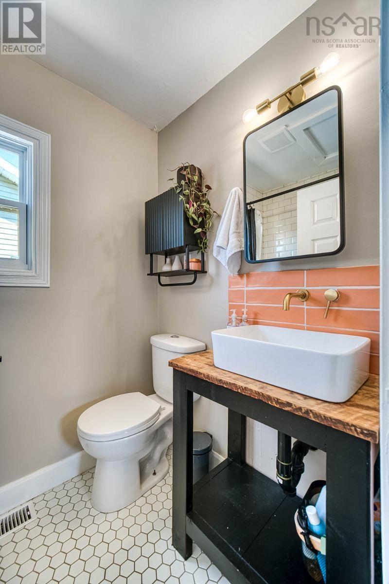 331 Chadwick Street, Dartmouth, Nova Scotia  B2Y 2M2 - Photo 16 - 202622494