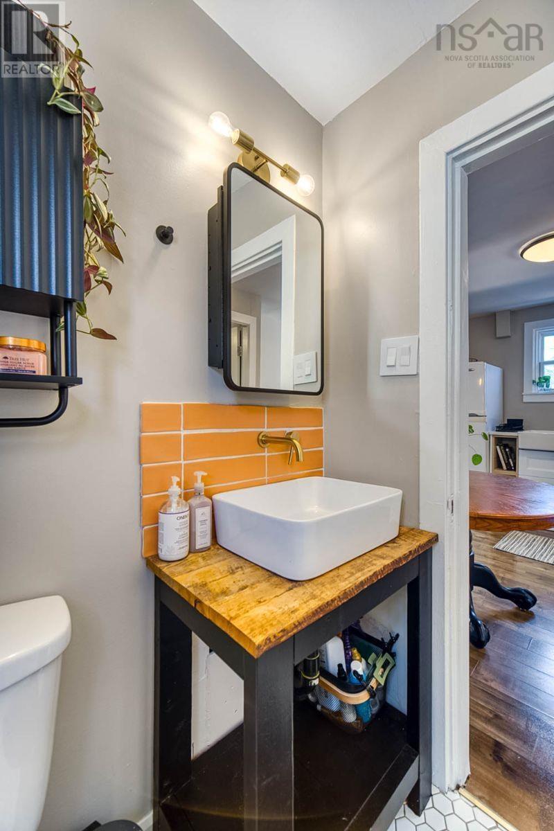 331 Chadwick Street, Dartmouth, Nova Scotia  B2Y 2M2 - Photo 9 - 202622494