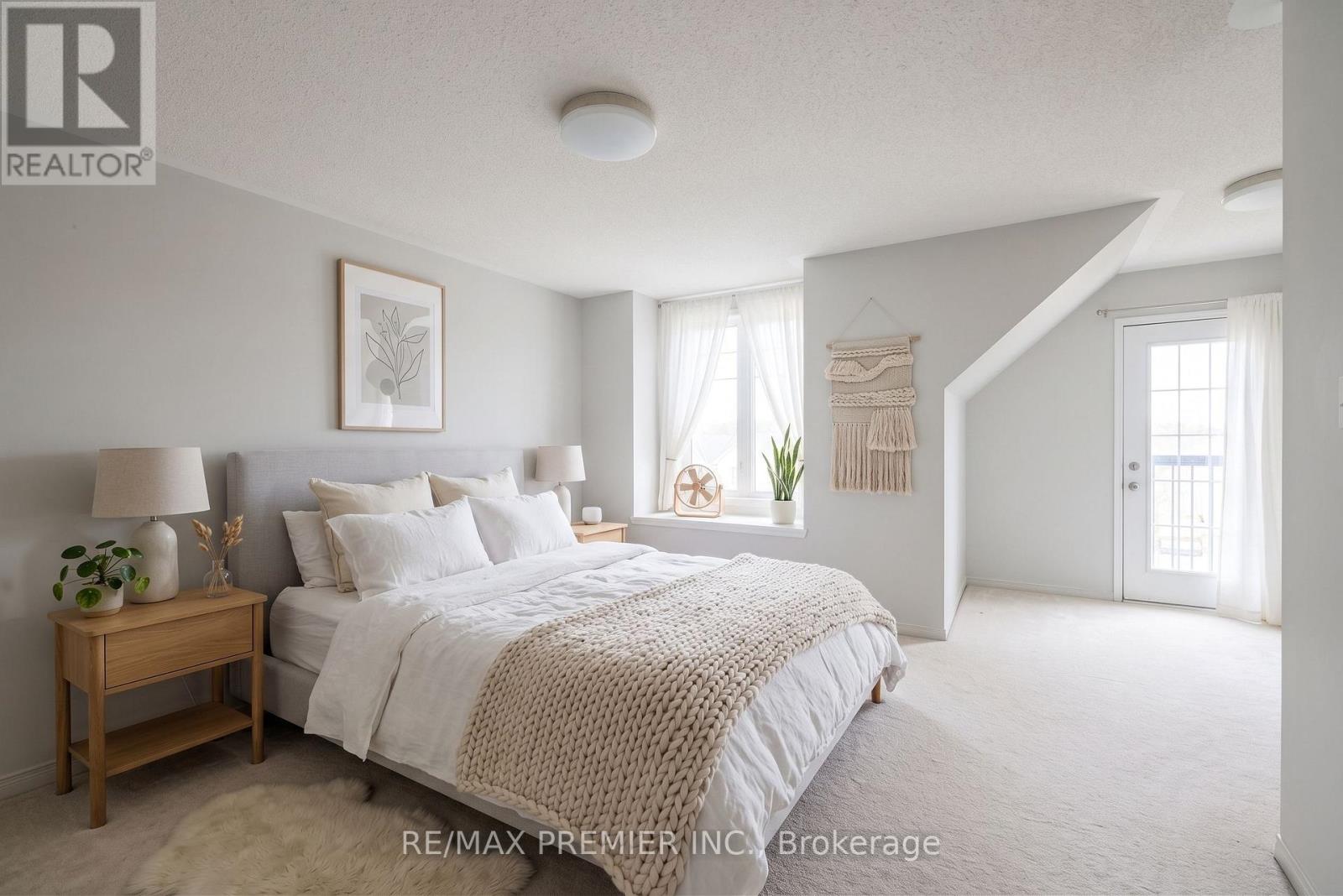 95 John Bell Crescent, Toronto, Ontario  M1L 0G5 - Photo 3 - E13747252