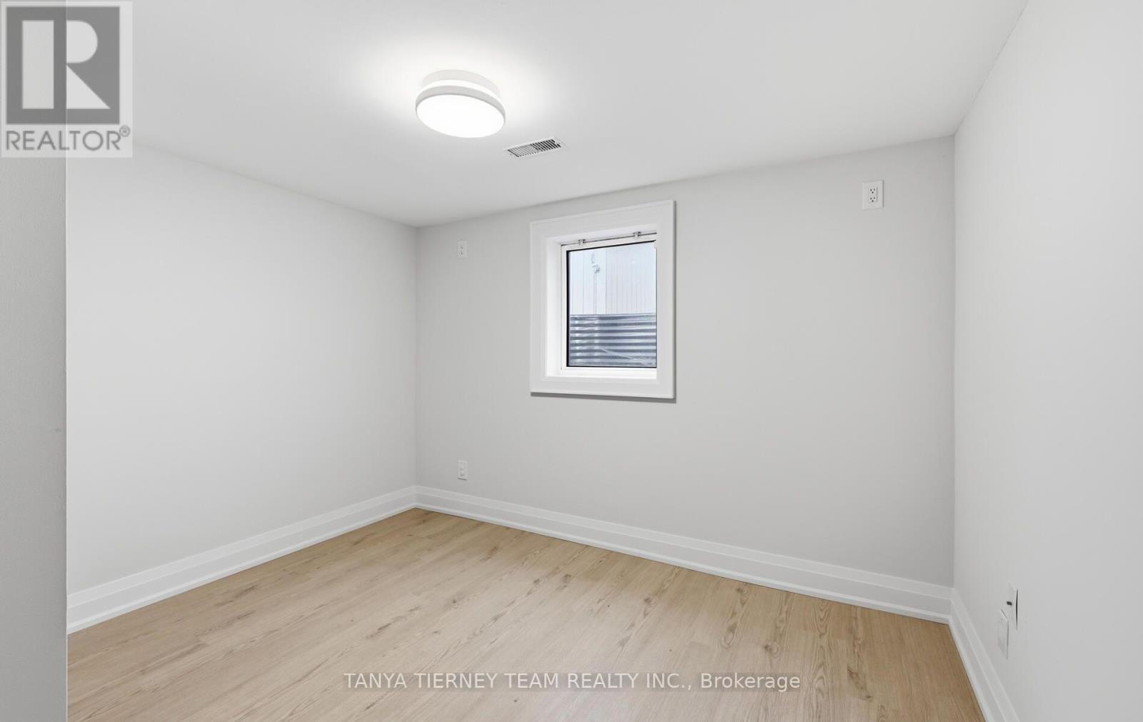 Basement - 1402 Colmar Avenue, Pickering, Ontario  L1W 1C3 - Photo 12 - E13747258