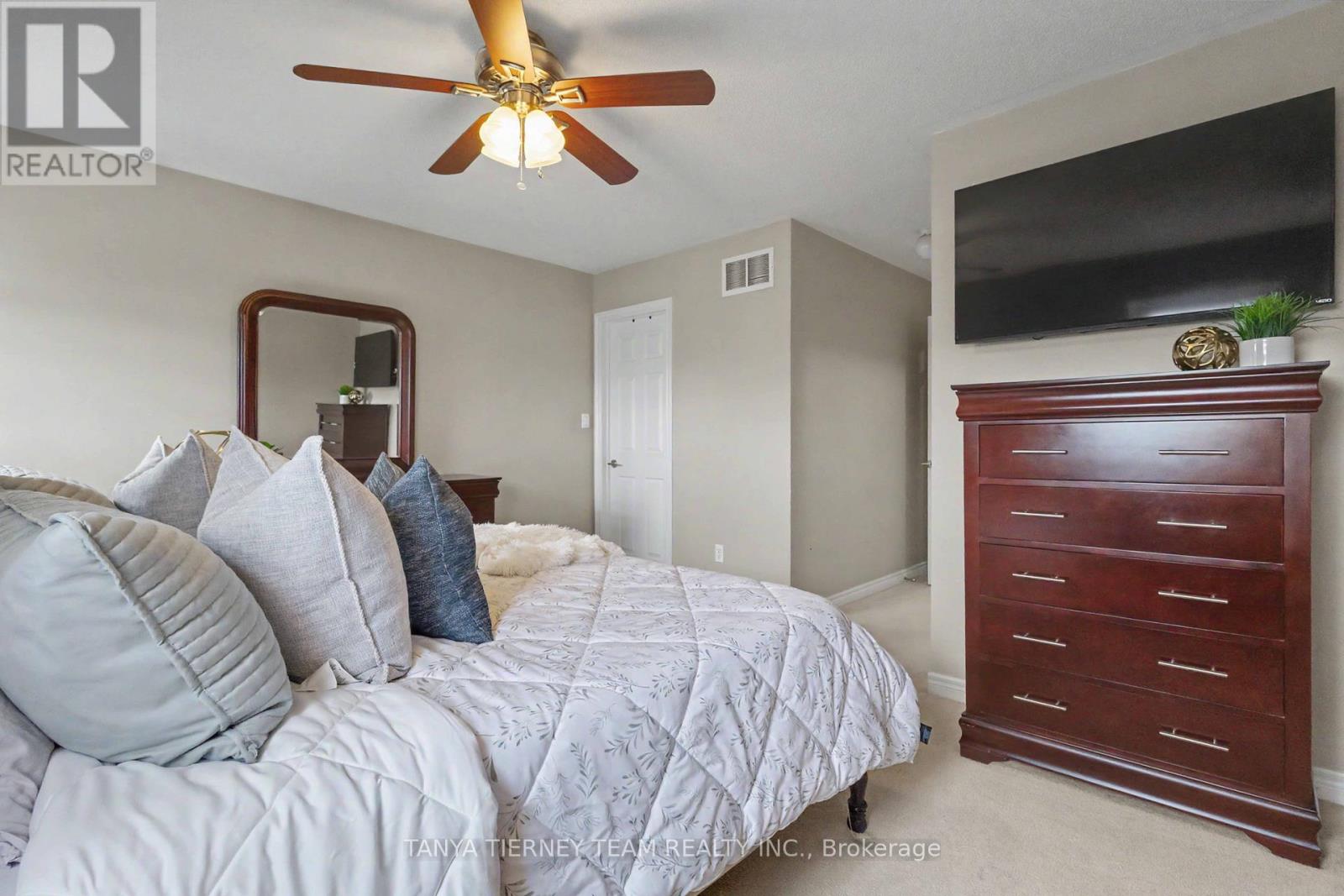 96 Mildenhall Place, Whitby, Ontario  L1M 0E4 - Photo 21 - E13747290