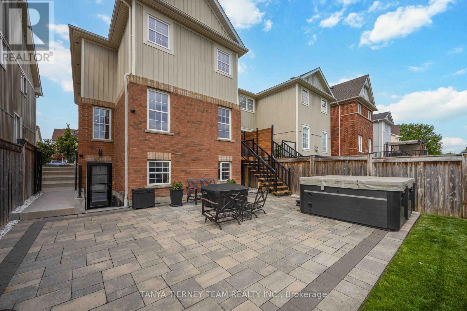 96 Mildenhall Place, Whitby, Ontario  L1M 0E4 - Photo 47 - E13747290