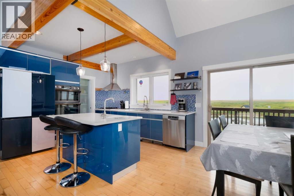 425 Railway Avenue, Cheadle, Alberta  T1P 0X8 - Photo 11 - A2342876