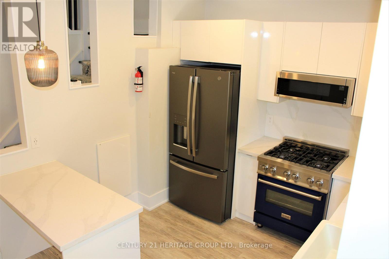 269 Prospect Street, Newmarket, Ontario  L3Y 3V3 - Photo 4 - N13747188