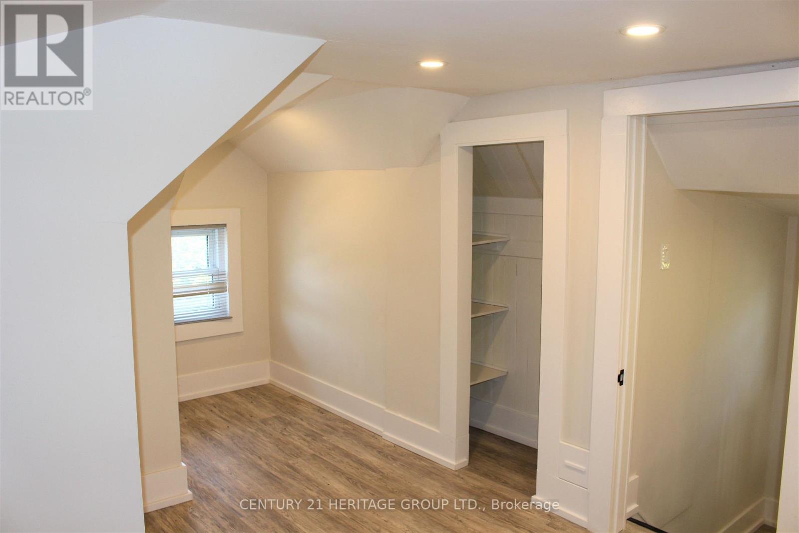 269 Prospect Street, Newmarket, Ontario  L3Y 3V3 - Photo 9 - N13747188