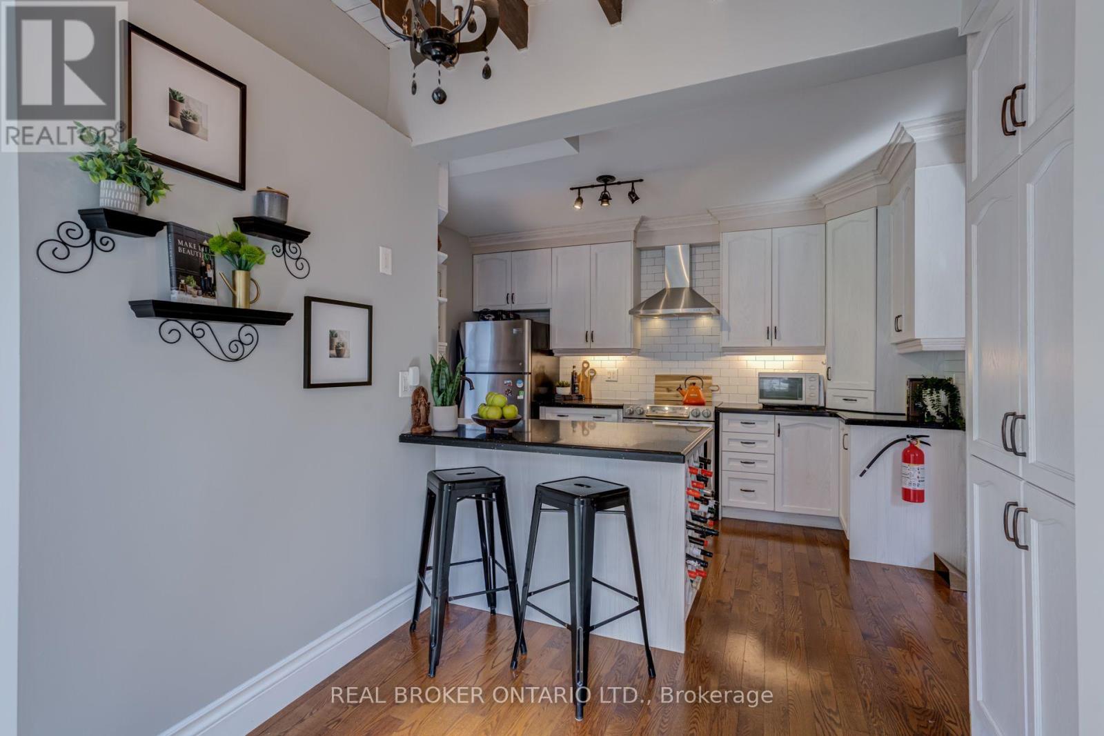 30 Elizabeth Street S, Richmond Hill (Mill Pond), Ontario  L4C 3V4 - Photo 14 - N13747198