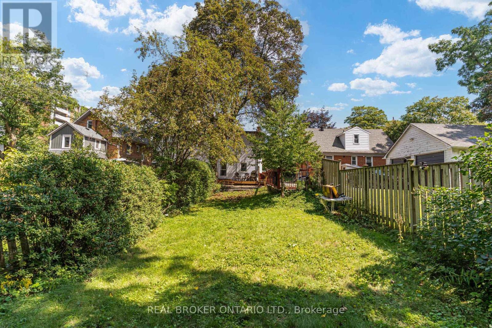 30 Elizabeth Street S, Richmond Hill (Mill Pond), Ontario  L4C 3V4 - Photo 41 - N13747198