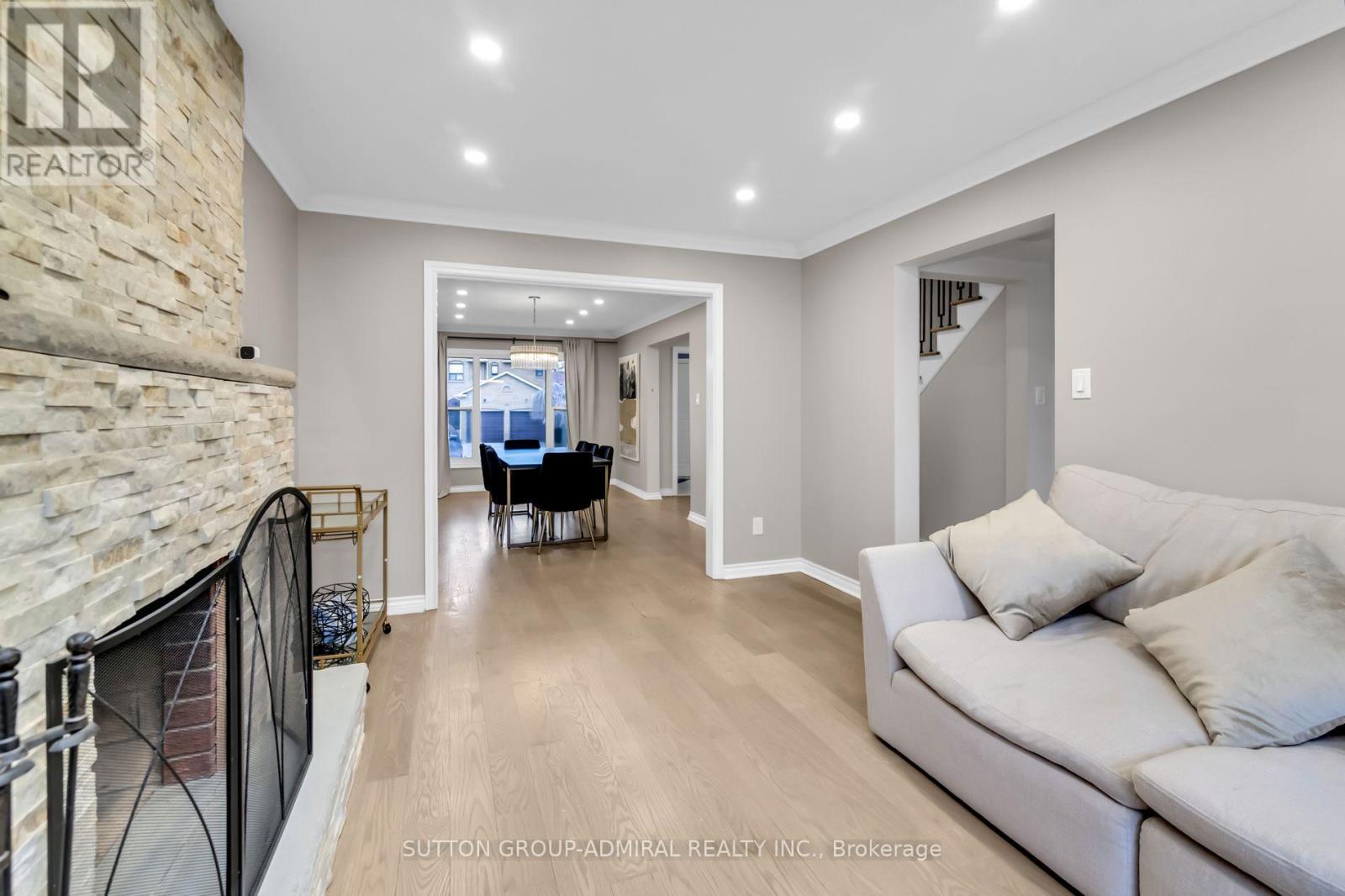 Main & 2nd - 119 Mccabe Crescent, Vaughan (Lakeview Estates), Ontario  L4J 2S6 - Photo 6 - N13747256