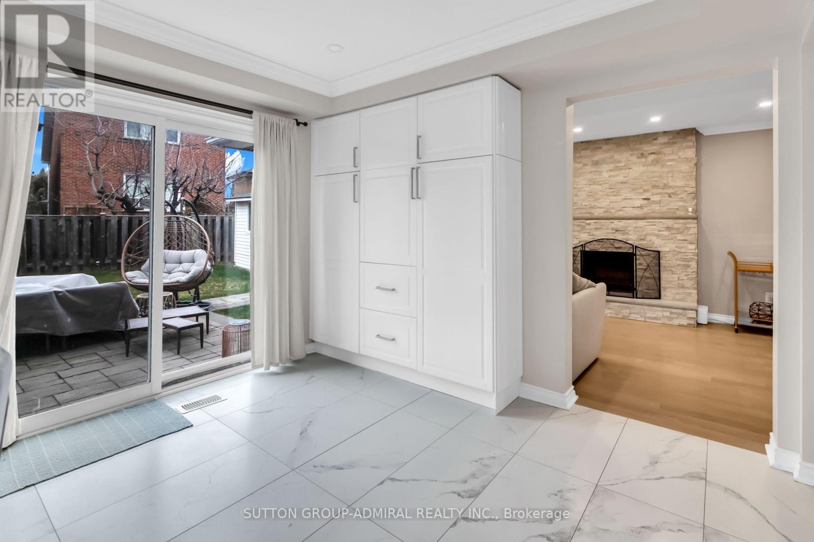 Main & 2nd - 119 Mccabe Crescent, Vaughan (Lakeview Estates), Ontario  L4J 2S6 - Photo 8 - N13747256
